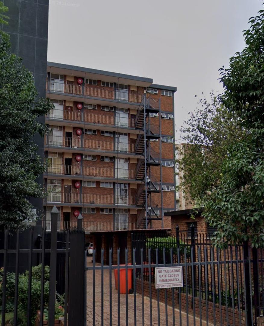 3 Bedroom Flat for Sale in Sunnyside, Pretoria - Gauteng