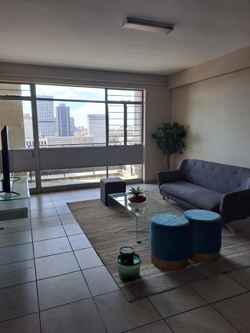2 Bedroom Flat for Sale in Braamfontein, Johannesburg - Gauteng