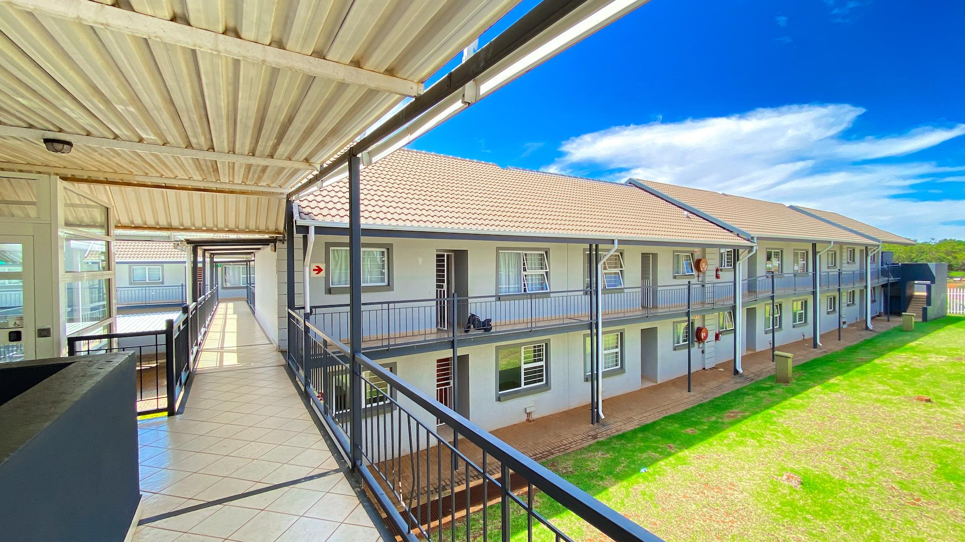 1 Bedroom Apartment for Sale in Sinoville, Pretoria - Gauteng