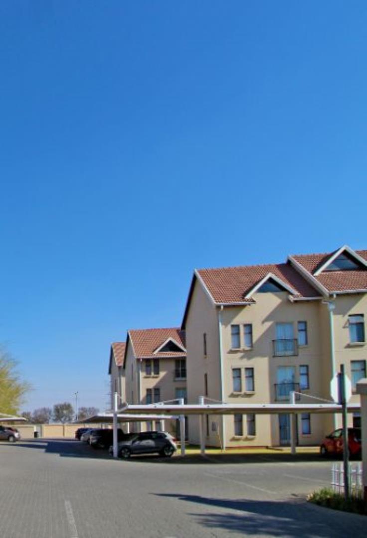 0.5 Bedroom Apartment for Sale in Kosmosdal, Centurion - Gauteng