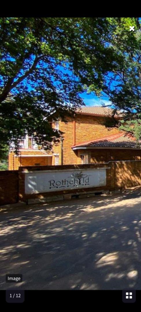 2 Bedroom Apartment for Sale in Princess AH, Roodepoort - Gauteng
