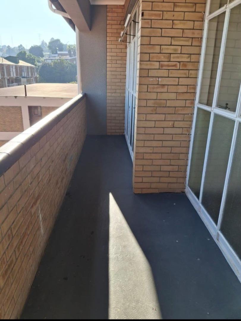 2 Bedroom Apartment for Sale in Dinwiddie, Germiston - Gauteng